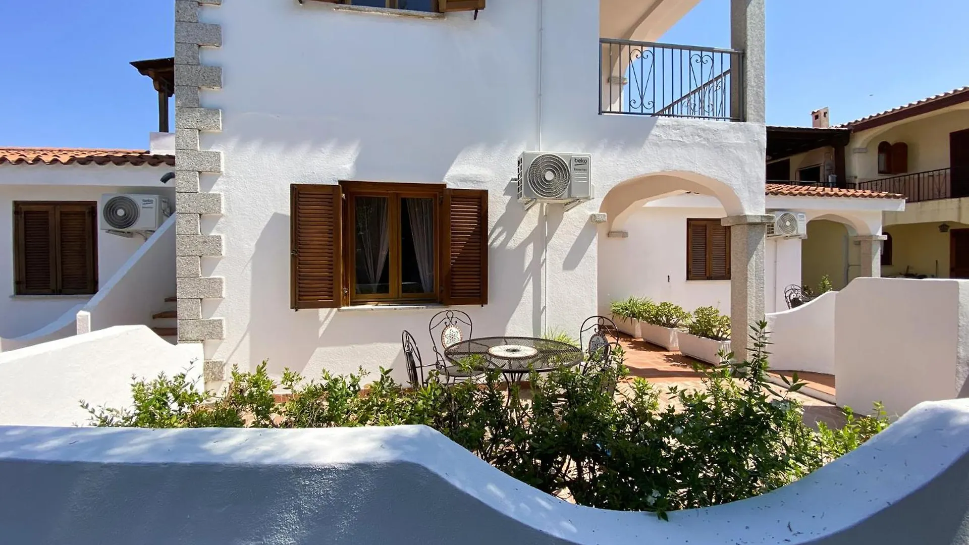 Le Residenze Bonsai Apartment San Teodoro  Italy